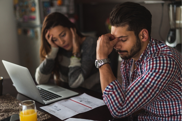 Como Gerenciar Suas Finanças Durante Mudanças de Vida e Superar Desafios Econômicos